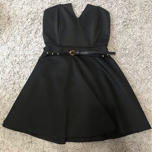 Strapless dress w/ belt